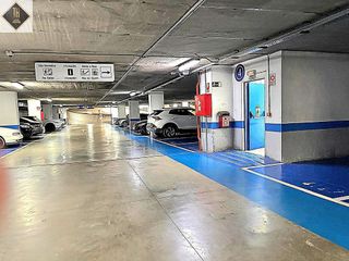 Garaje en alquiler en Perchel Sur - Plaza de Toros Vieja en Málaga