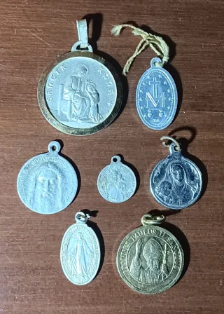 Medaglie religiose vintage
