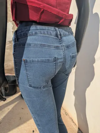 Vaquero pitillo Sfera mujer talla 30