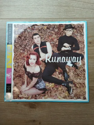 Lote 15 € los 4 Maxi-singles.   4,5 € unidad