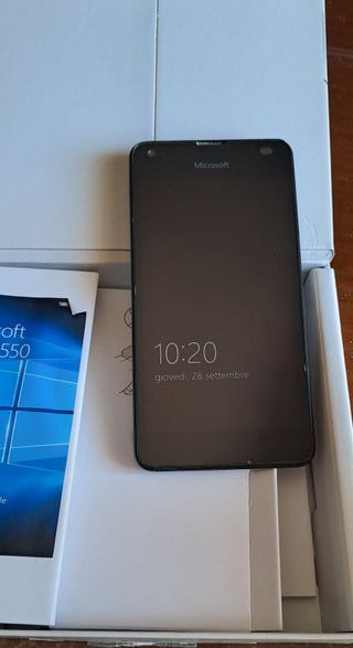 Microsoft Lumia 550 Smartphone