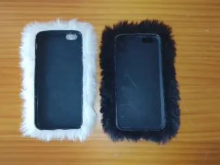 2 Fundas iPhone Peludas