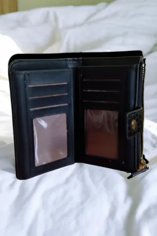 Monedero negro mujer cremallera efecto cocodrilo