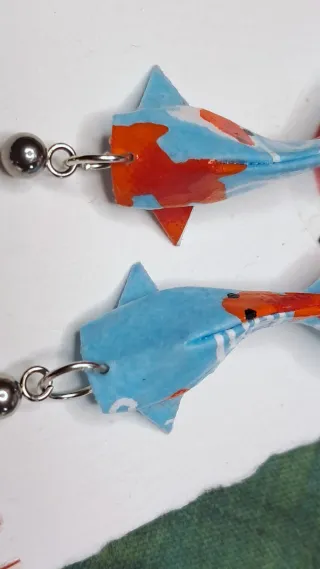 Pendientes de carpa Koi de Origami Azul y Rojo