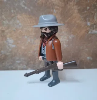 Playmobil custom pistolero