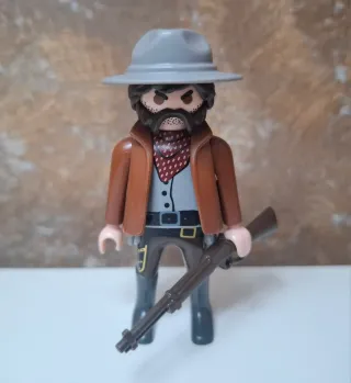 Playmobil custom pistolero