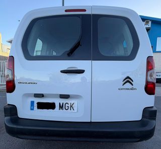 Citroen Berlingo 2023 5 Plazas.