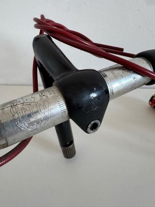 Manubrio bici da corsa con leve Shimano 105 1055