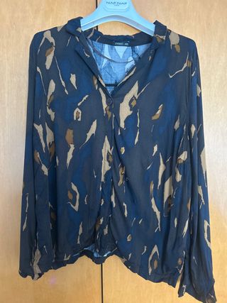 Camisa Oysho Estampada Talla M