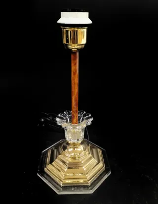 Elegante lámpara vintage con precioso diseño