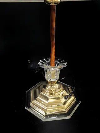 Elegante lámpara vintage con precioso diseño