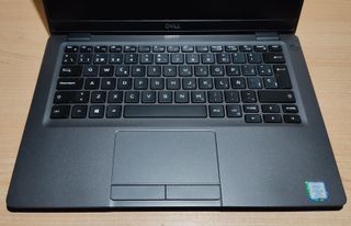 Ultrabook Dell Latitude 5300. FULLHD IPS, 16 RAM