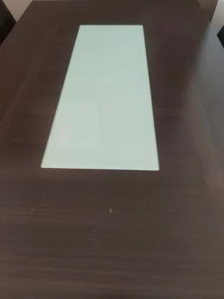 Mesa comedor y 4 sillas madera oscura