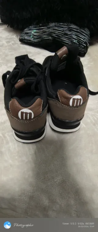 Zapatillas Mustang Talla 36 Negro/Dorado