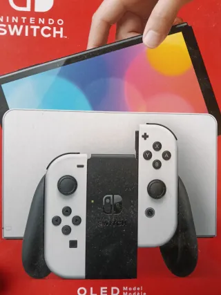 Nintendo Switch OLED Blanca y Negra