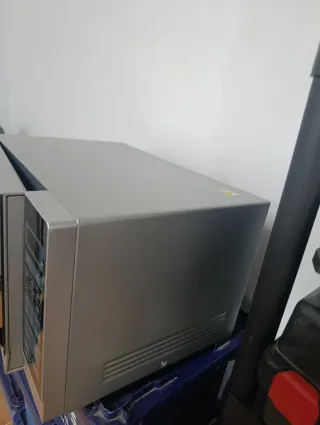 Microondas Sharp Plata