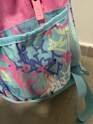 Mochila Tandem con ruedas y diseño graffiti