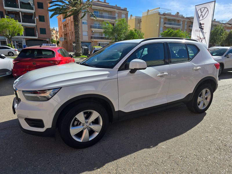 Volvo XC40 2020, foto 11
