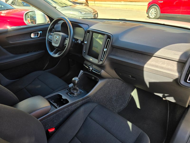 Volvo XC40 2020, foto 21