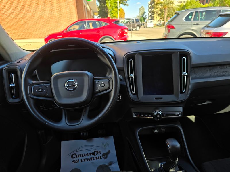 Volvo XC40 2020, foto 22