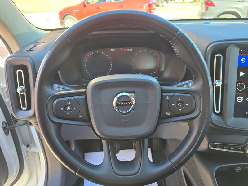 Volvo XC40 2020, foto 29