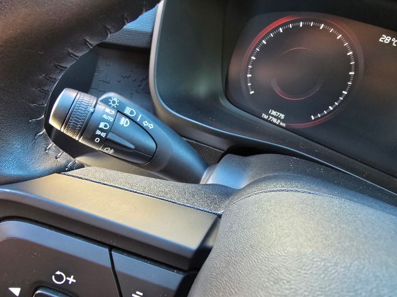 Volvo XC40 2020, foto 31