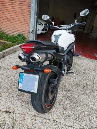 Yamaha FZ6 N S2 Blanca