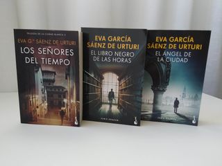 Pack 3 Libros Eva García Sáenz de Urturi