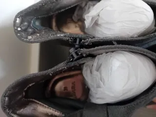 Botines grises ante tacón hebilla