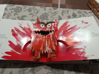 El Monstre de Colors, un llibre pop-up