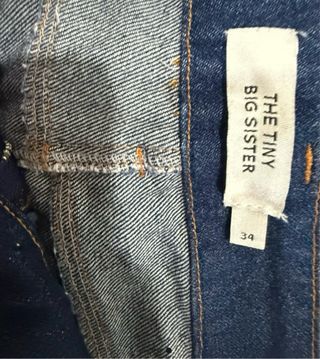 Vaqueros azules con lazo