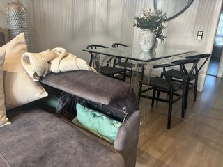 Sofá modular gris y beige de tela