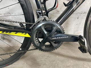 Bicicleta de carretera Giant Negra/Amarilla