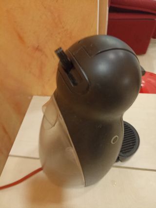 Cafetera Nescafé Dolce Gusto Negra