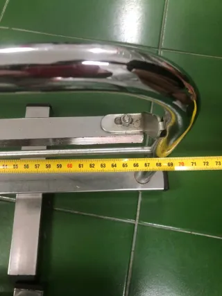 Soporte para rollos de papel de envolver