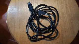 Hub USB 2.0 Belkin con alimentador