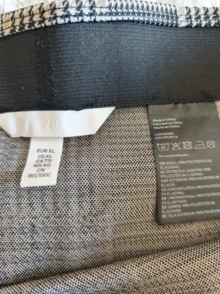 Falda corta de cuadros talla XL