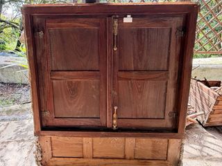 Ventana rústica madera noble