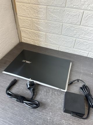 Ordenador portátil Asus