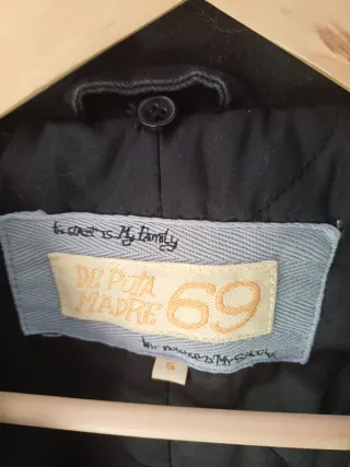 Cazadora Puta Madre 69 Negra y Dorada