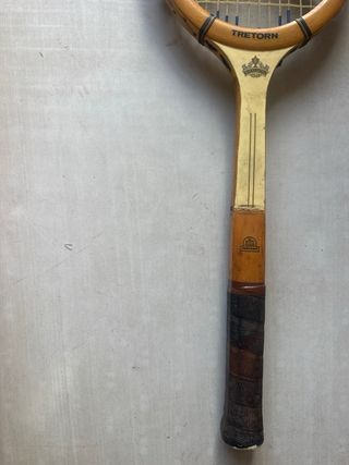 Raqueta Tretorn con accesorio