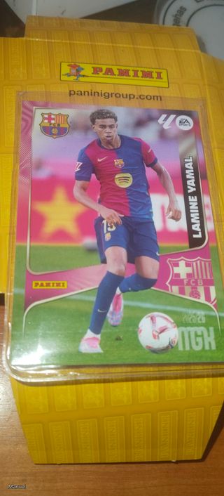 Lamine Yamal Megacracks 25/26