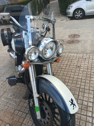 Suzuki Intruder C800C 2010