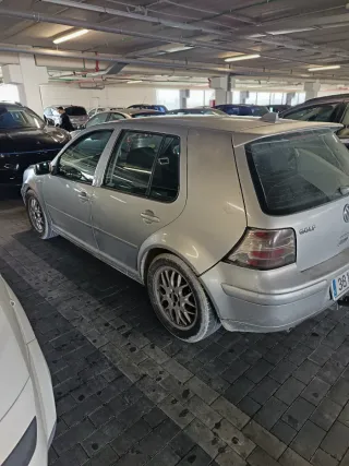 Volkswagen Golf 2001