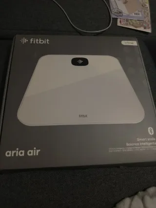 Báscula Fitbit Blanca