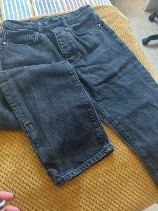 Pantalón vaquero recto negro Massimo Dutti