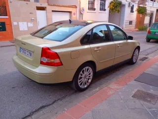 Volvo S40 2004