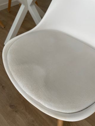 Mesa Comedor Cristal Diseño Moderno + 4 sillas