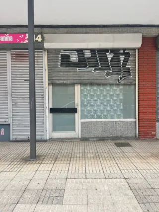 Local comercial. Contrueces. Zona ambulatorio