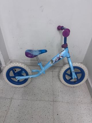 Bicicleta de equilibrio Frozen niña